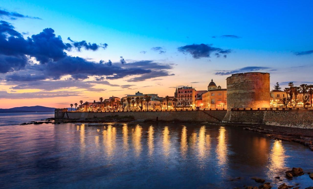 Lido Beach Apartments, Nuovi E Moderni, Vicino Alla Spiaggia Alghero Bagian luar foto