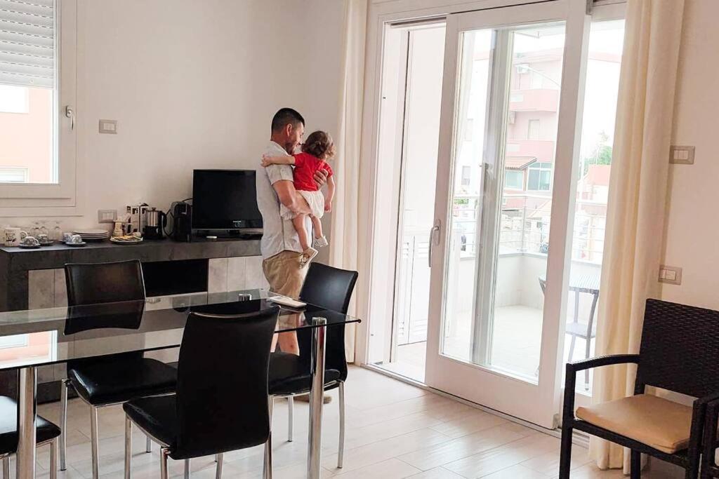 Lido Beach Apartments, Nuovi E Moderni, Vicino Alla Spiaggia Alghero Bagian luar foto