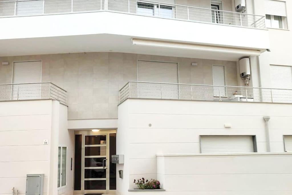 Lido Beach Apartments, Nuovi E Moderni, Vicino Alla Spiaggia Alghero Bagian luar foto