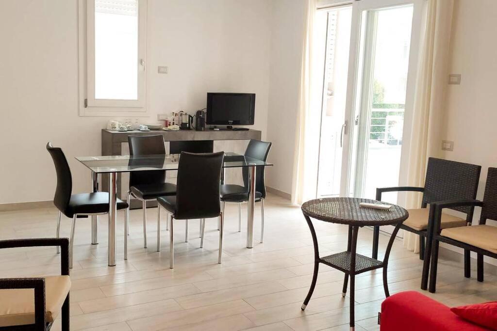 Lido Beach Apartments, Nuovi E Moderni, Vicino Alla Spiaggia Alghero Bagian luar foto