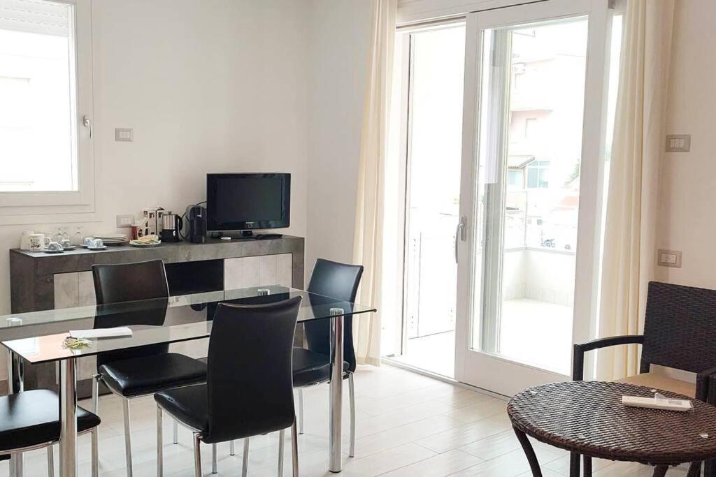 Lido Beach Apartments, Nuovi E Moderni, Vicino Alla Spiaggia Alghero Bagian luar foto