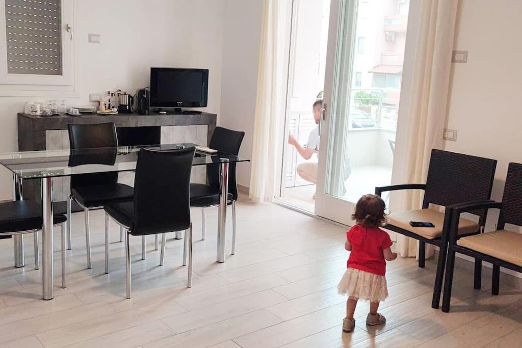 Lido Beach Apartments, Nuovi E Moderni, Vicino Alla Spiaggia Alghero Bagian luar foto